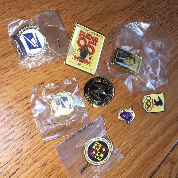 Jewelry - Postal pins (8) from 1990’s and up